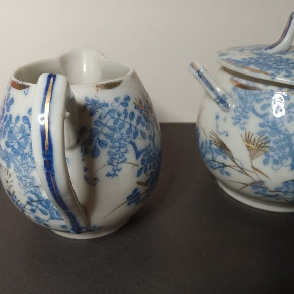 Vintage Asian Porcelain Blue and white floral Sugar and Creamer Set - Picture 7 of 14